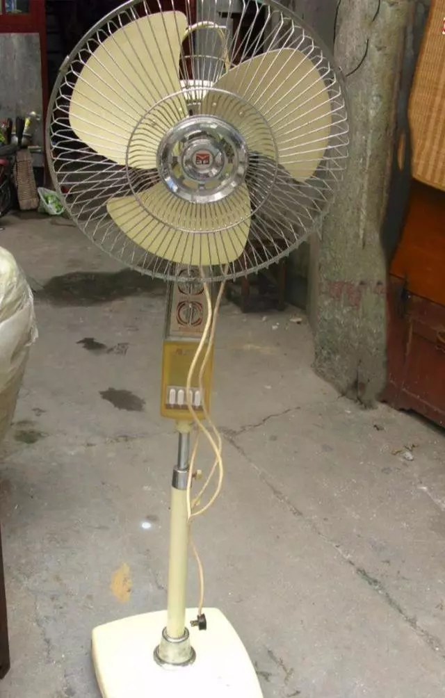 70年代百浪多手表价格(34)