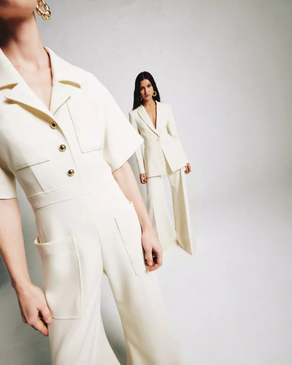 华伦天奴气垫不同颜色盒子的区别(9)