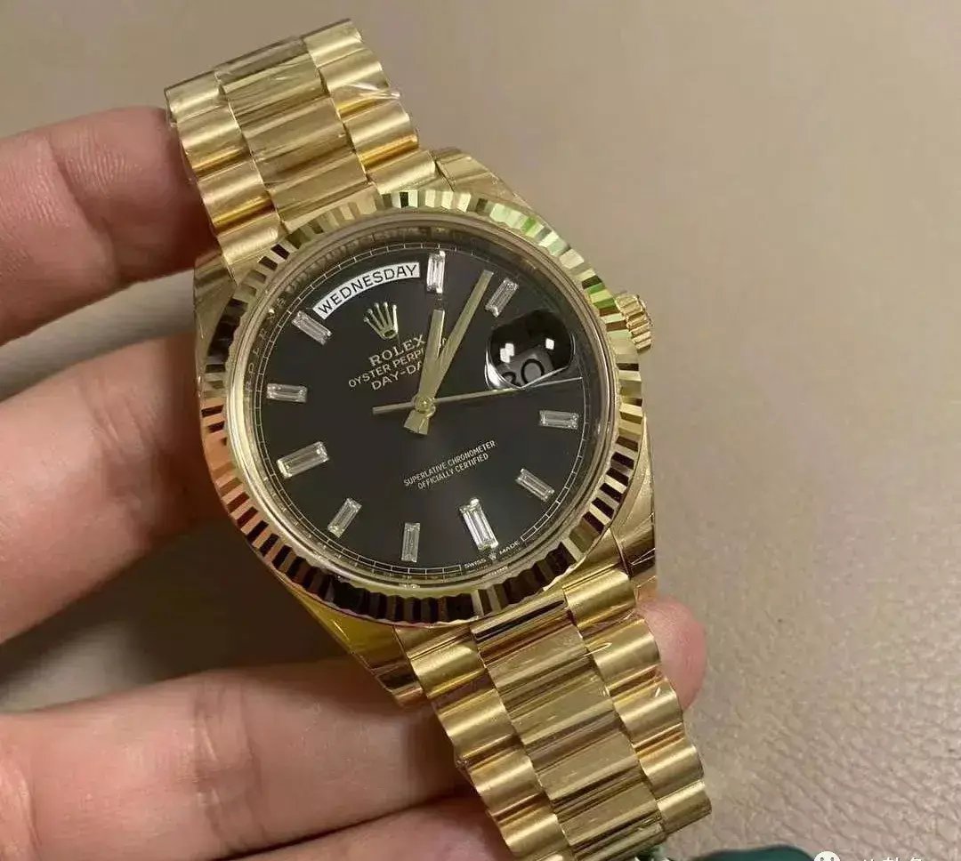 江诗丹顿纵横四海7900v保值吗(9)