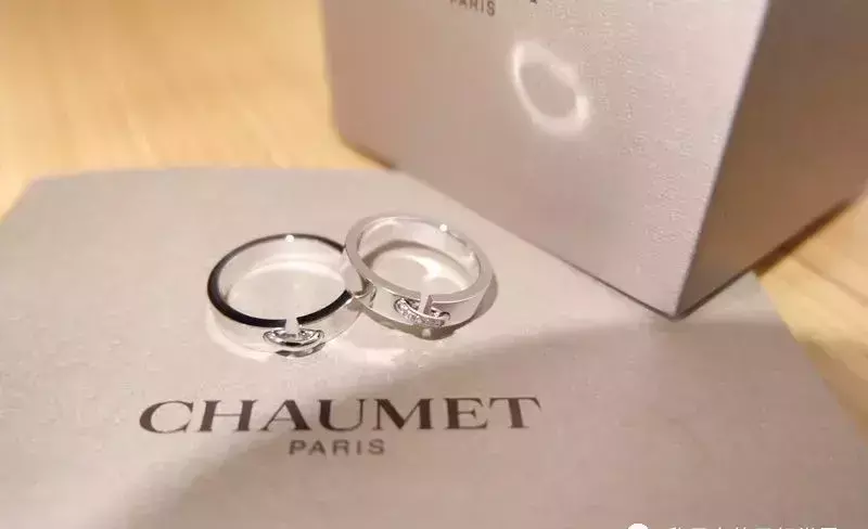 卡地亚白金满钻手镯价格(30)