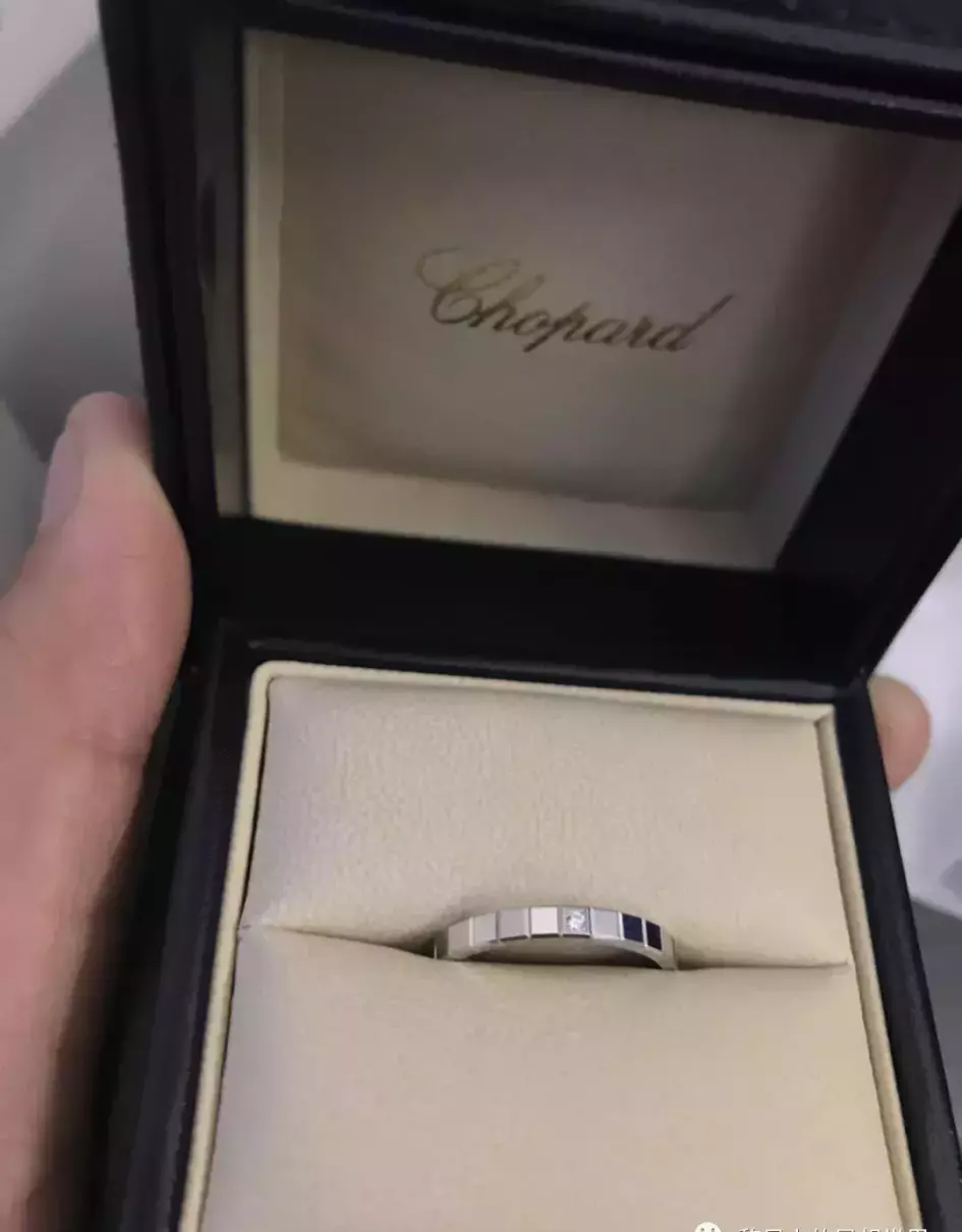 卡地亚白金满钻手镯价格(33)