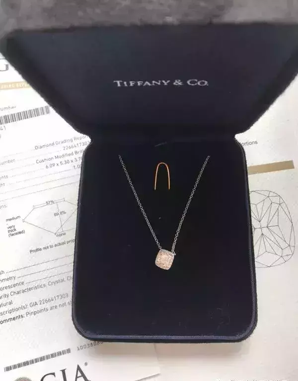 卡地亚白金满钻手镯价格(8)