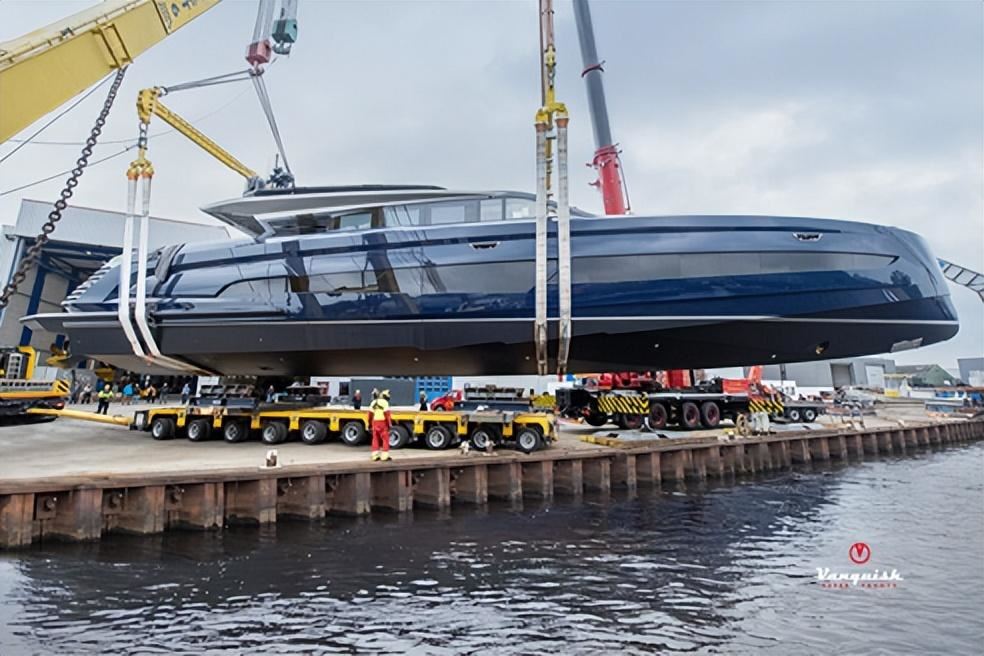 Vanquish Yachts35米旗舰游艇Manu号欣赏.